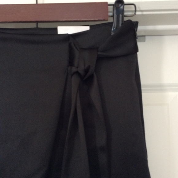 NWT WHBM Bow-Belt Satin Tapered Pants - Picture 4 of 11
